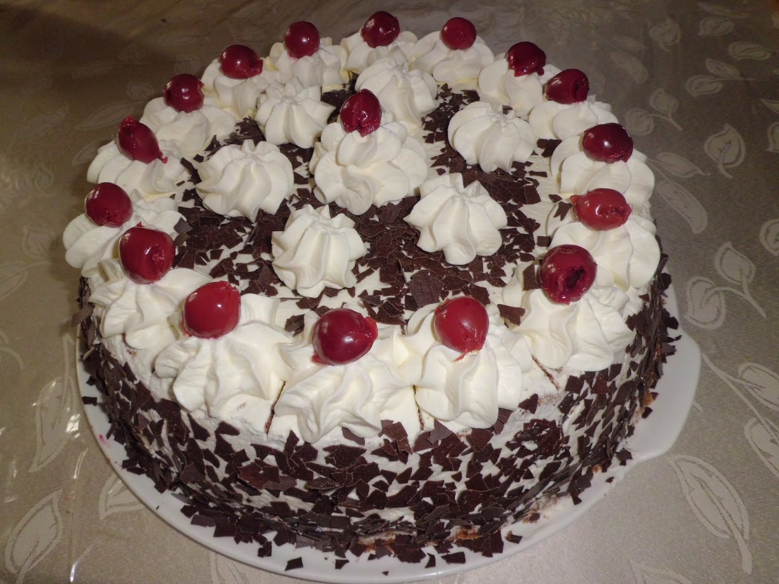 Les Recettes Gourmandes de Mado Gâteau forêt noire