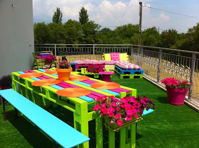 Mesa para terraza con palets