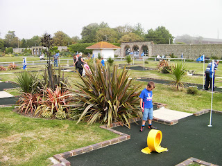 brick lined concrete crazy golf worthing seafront