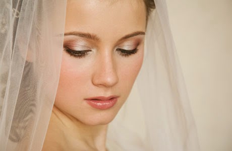  Makeup on Trends Mild Make Up  Planning Your Wedding Makeup Look
