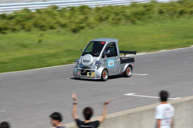 Daihatsu Midget II, K100P, małe samochody, wyścigi, sport, ciekawe auta