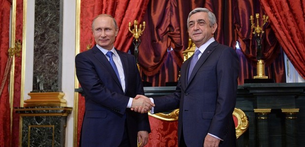Presidentes de Armenia y Rusia se reúnen en Moscú