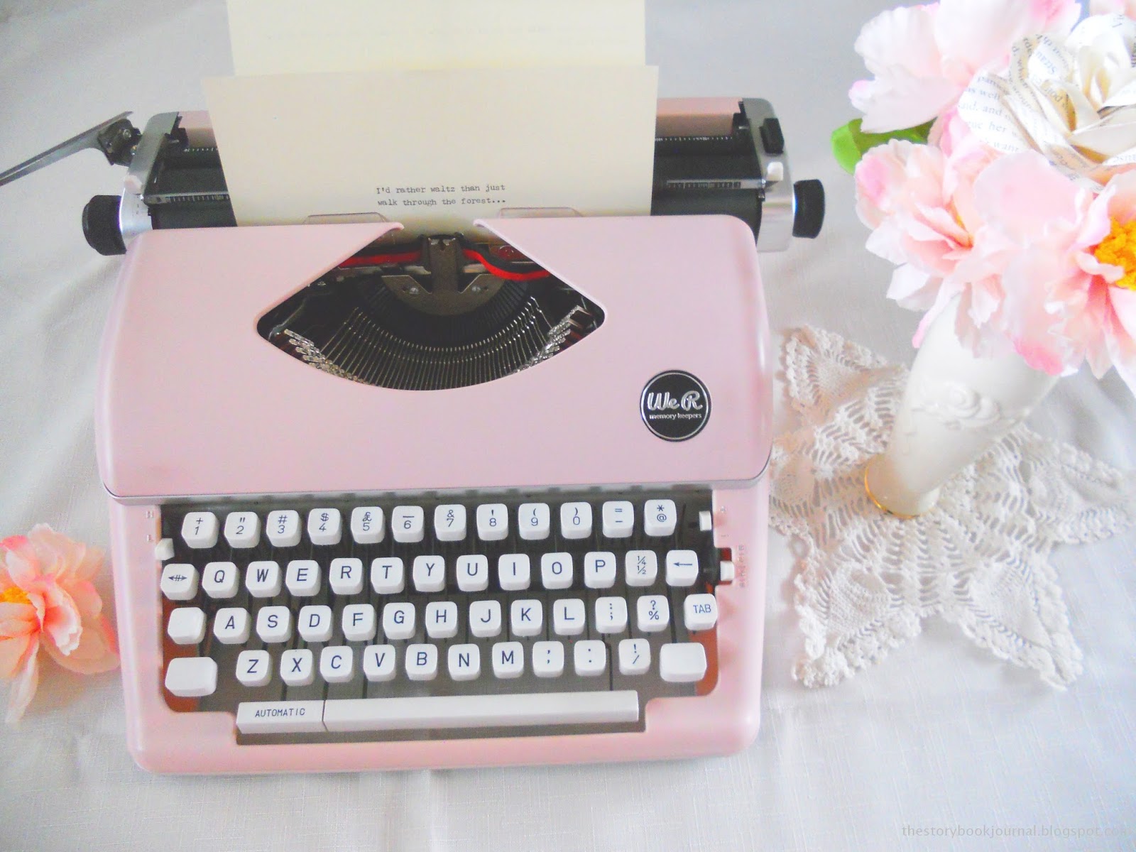 The Storybook Journal: We R Memory Keepers Typewriter // Review
