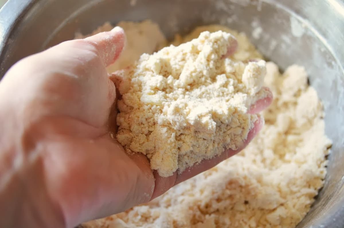 Flaky Sour Cream Pie Crust Serena Bakes Simply From Scratch