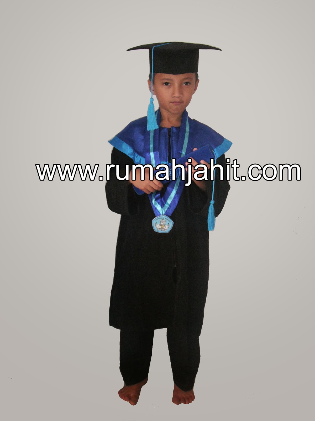 Gambar 51 Model Baju Kebaya Muslim Wisuda Terbaru 2018 Modern Gambar di ...