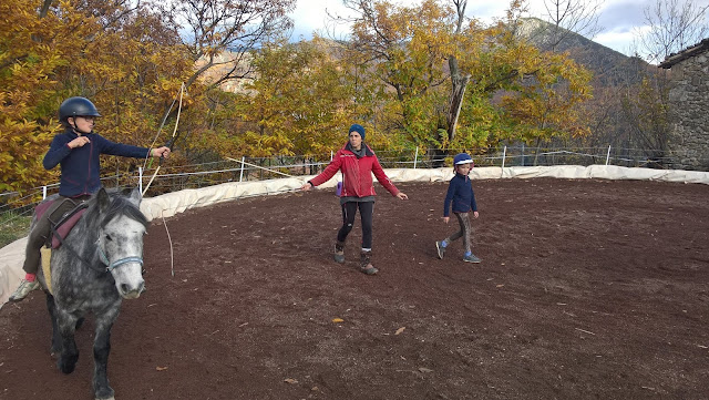 tir a larc centre equestre ardeche  al tempo