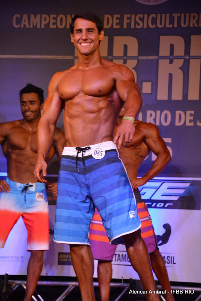 Ivo Toledo se apresenta no palco do Mr. Rio 2015. Foto: Alencar Amaral