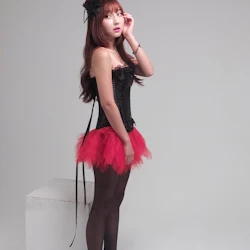 Cute Mina Foto 12