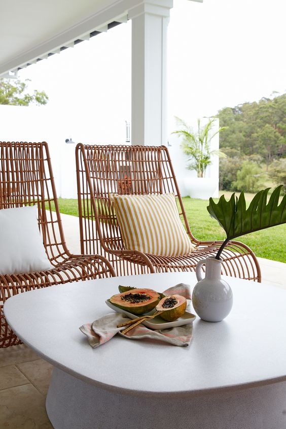 A LEVEZA DOS MUITOS TONS DE BRANCO