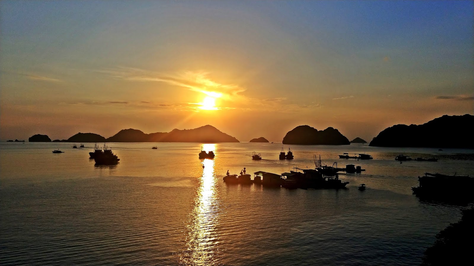 Wietnam, plaże na wyspie Cat Ba