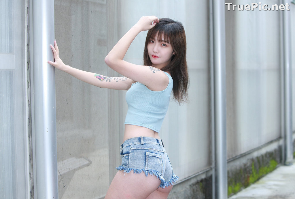 Image Taiwanese Lovely and Sexy Girl – 泱泱 - Low Top and Jeans Pants - TruePic.net - Picture-29