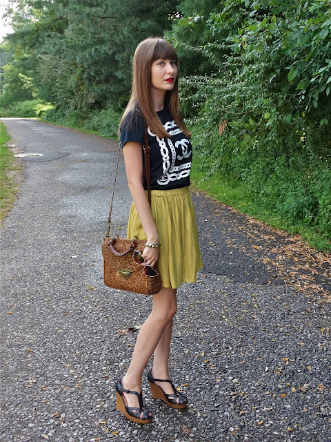 what to wear with tshirt | house of jeffers blog