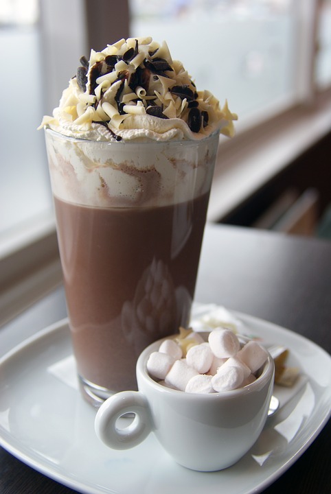 10 Reasons to Visit York in December - hot chocolate from cocoa house 