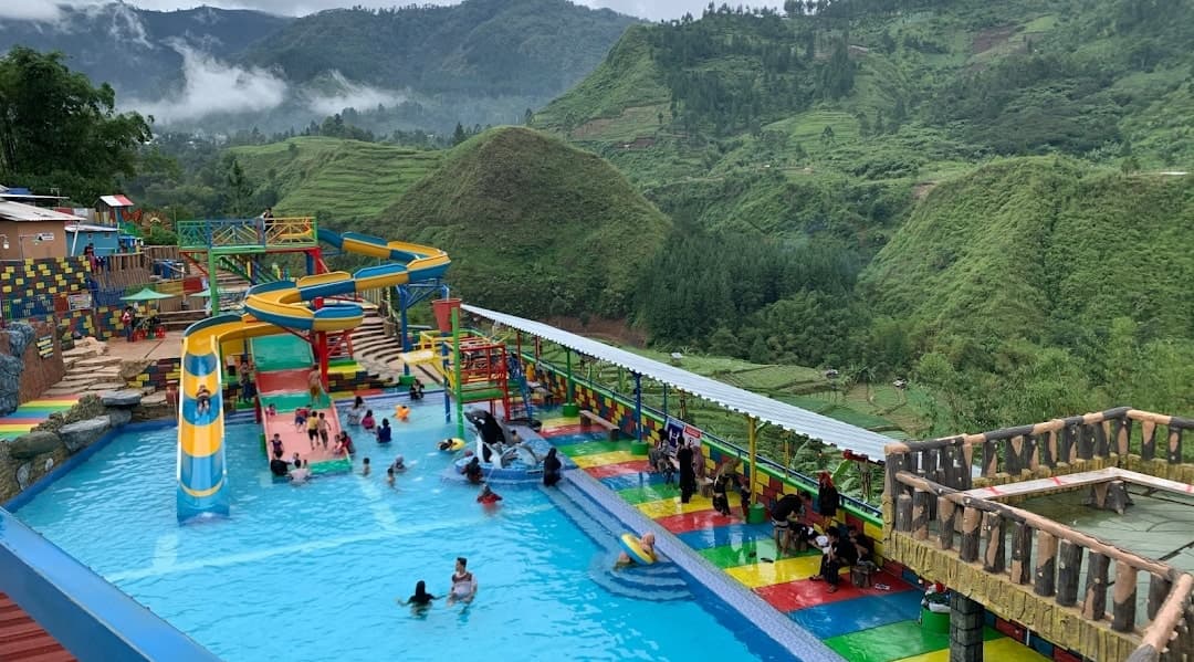 Kolam Renang Rindu Alam Bojong, Harga Tiket Masuk dan Daya Tariknya