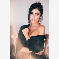 LAURA GUTIERREZ Foto 4