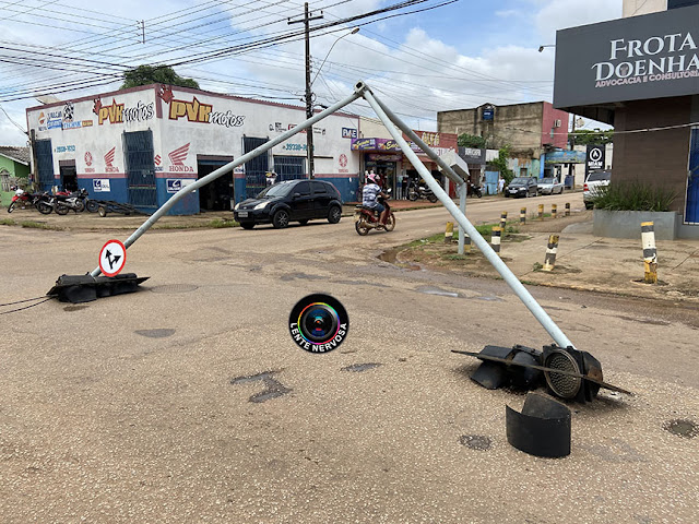 Veículo guinchado arrasta fiação e derruba semáforos em cruzamento na zona sul – VÍDEO 6 Veículo guinchado arrasta fiação e derruba semáforos em cruzamento na zona sul – VÍDEO