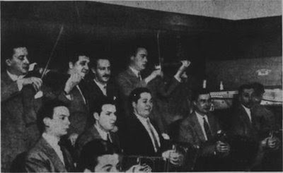 Astor Pizzolla con la Orquesta de Anibal Troilo en 1940