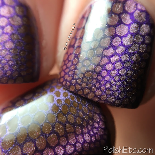 Magnetic reptilian nails for the #31DC2016Weekly - McPolish - Masura precious stones polishes