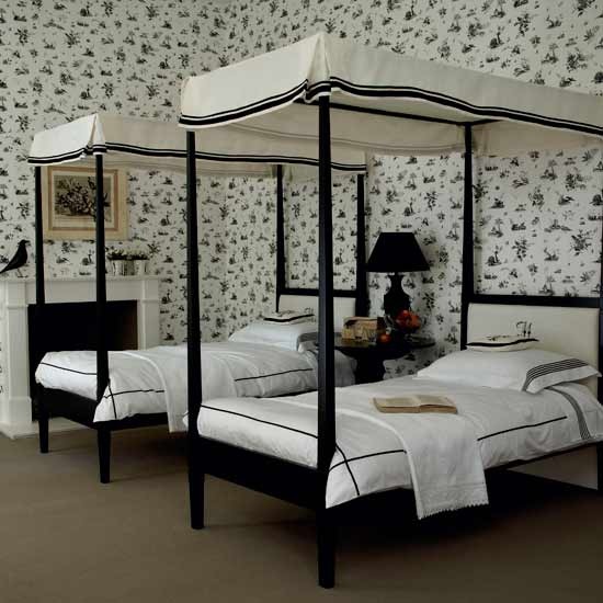 Black and White Twin Bedroom