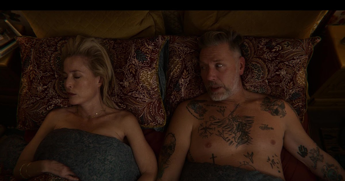 Mikael Persbrandt shirtless in Sex Education 3-02 "Episode #3.2" ...
