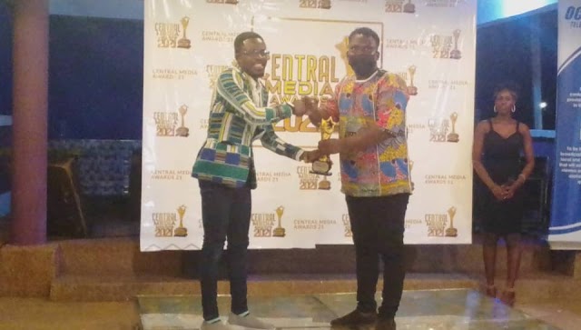 Bismark Nana Oppong Wins Outstanding media personality Of The Year Award 2021 in Central Media Awards