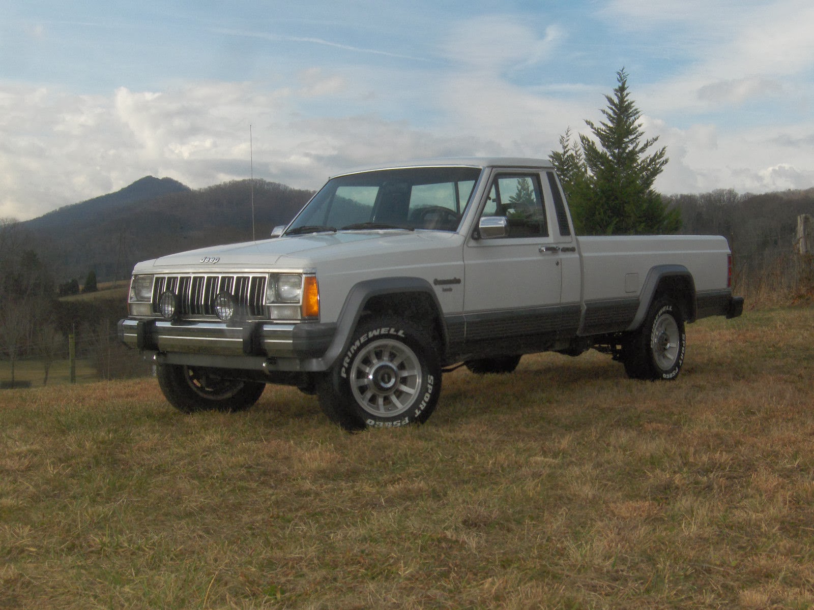 Jeep Cherokee Comanche