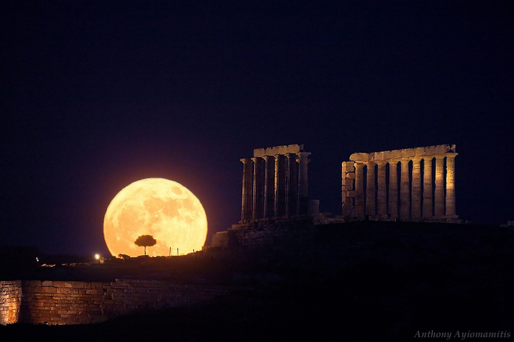 Ολύμπιοι και κεντρικό συμβούλιο της Γαλαξιακής Ομοσπονδίας του Φωτός – CLICK IMAGE