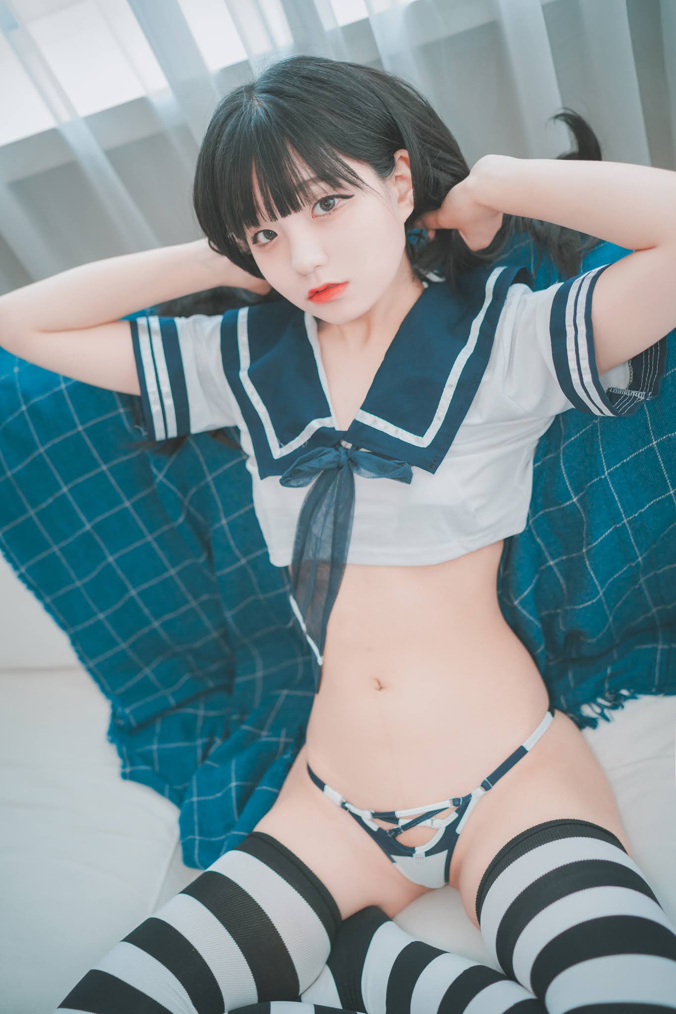 Jenny DJAWA%2B%25E2%2580%259CSailor%2BStripes%25E2%2580%259D 014