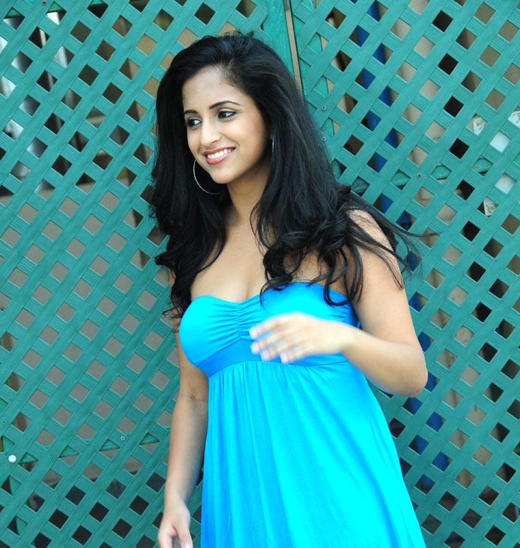 Cute South Indian Actress Ashika Sexy Pictures - Hot Actress Photos