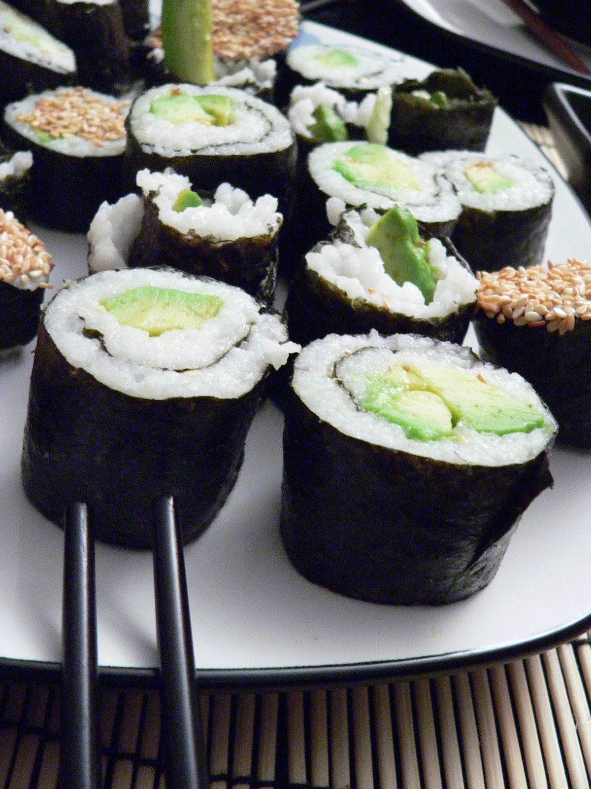 Scrumptious Vegan: Vegetable Maki Sushi 101