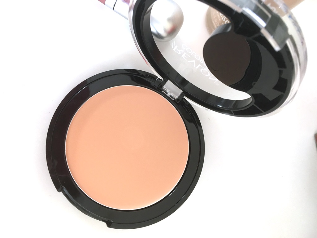 BeautySwot Revlon ColorStay 2in1 Compact Makeup Concealer
