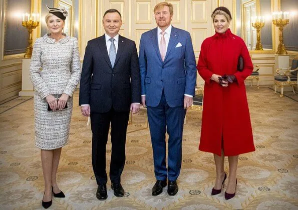 Queen Maxima and First Lady Agata Kornhauser-Duda attended the lunch at Royal Palace. She wore a red wool coat by Natan