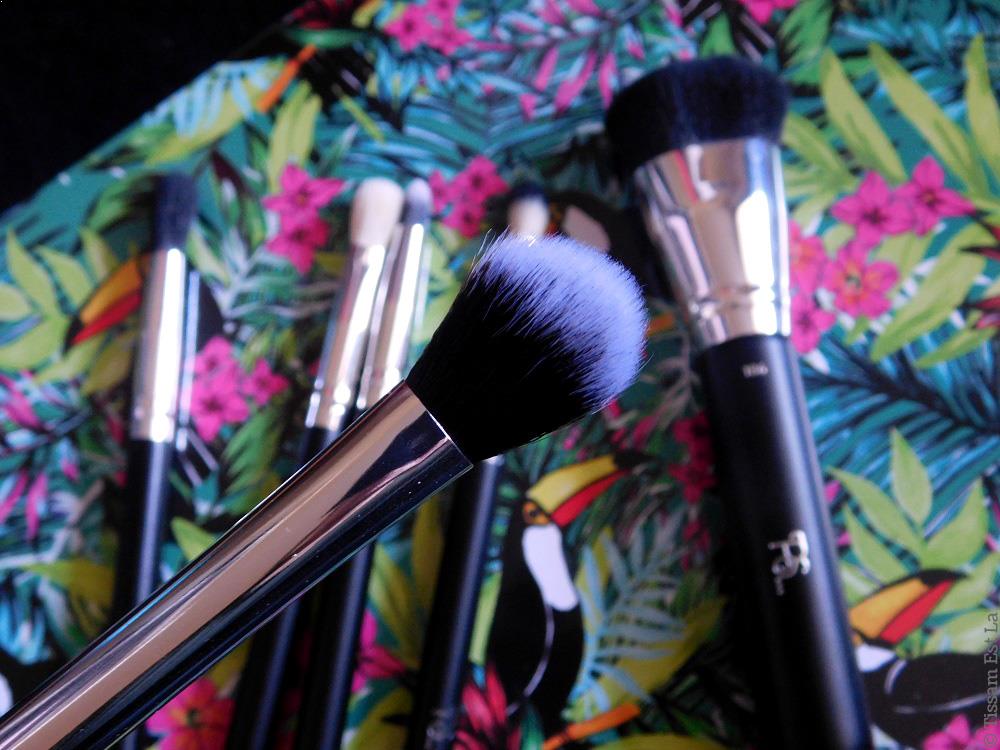 Primark PS... Pro | Makeup Brushes Review - Avis Pinceaux Primark PS... Pro Primark PS... Pro | Makeup Brushes Review - Avis Pinceaux Primark PS... Pro - Touch Up Brush - Angled Eyeliner Brush - Duo Blending Brush Set - Duo Precision Brush Set - Powder Contour Brush - Master Eye Palette - Master Highlight Palette - Master Blush Palette - Master Contour Palette - Lip Kit Matte Collection - Riot, Punked, Lady in Red, Girls World, Obsessed, Chocolate Brownie, Cookie Dough, Molten Bronze, Molten Lava - Kissproof Liquid Matte Lipsticks - Review & Swatches - Avis et Revue