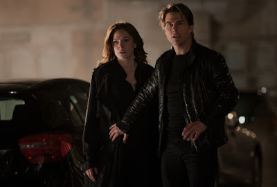Picture of Rebecca Ferguson and Tom Cruise in Mission Impossible Rogue Nation