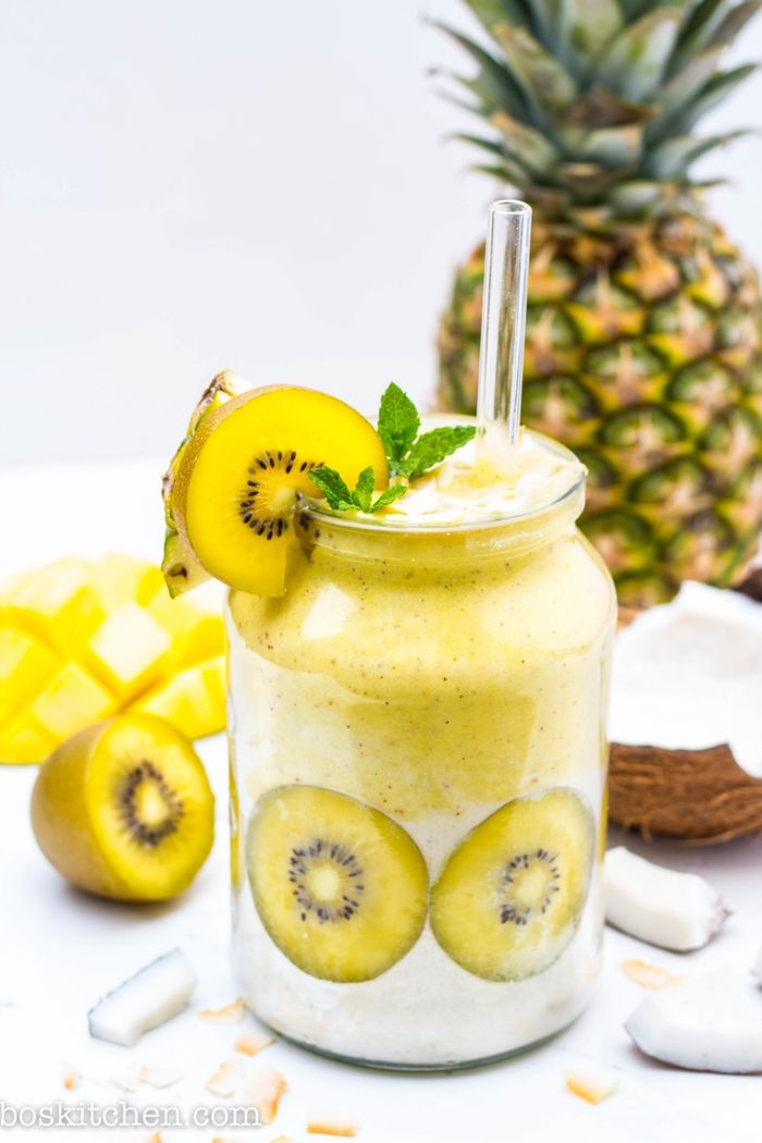 Tropical Golden Kiwi Smoothie. Need more recipes? Check out 15+ List of Vegan Drinks that are Extremely Delicious. vegan recipes smoothies | vegan smoothies healthy | vegan smoothie recipes healthy | vegan smoothies | vegan breakfast smoothie #vegan #kiwi #drinks #healthydrinks #healthyeating 