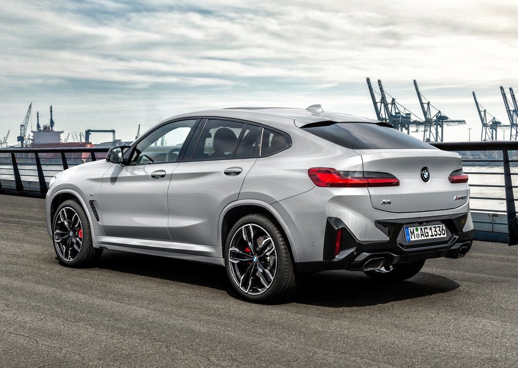 2022 BMW X4 M40i