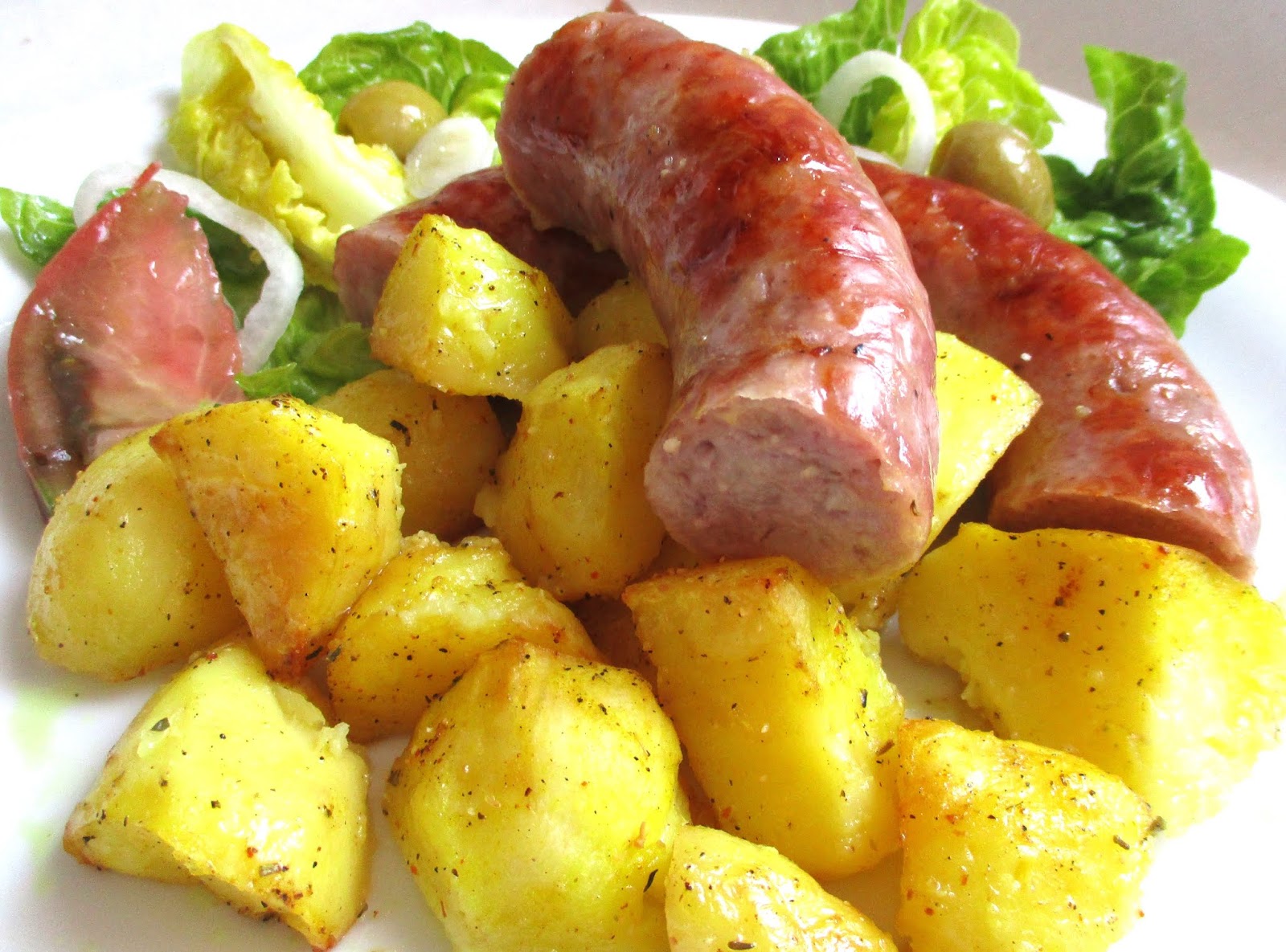 Aquí se cocina: Butifarra fresca al horno con patatas