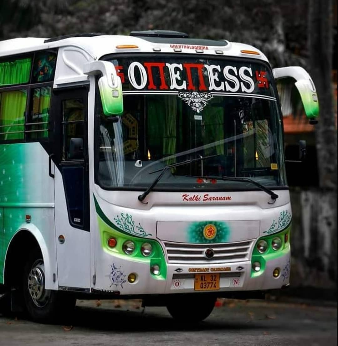 kerala famous tourist bus