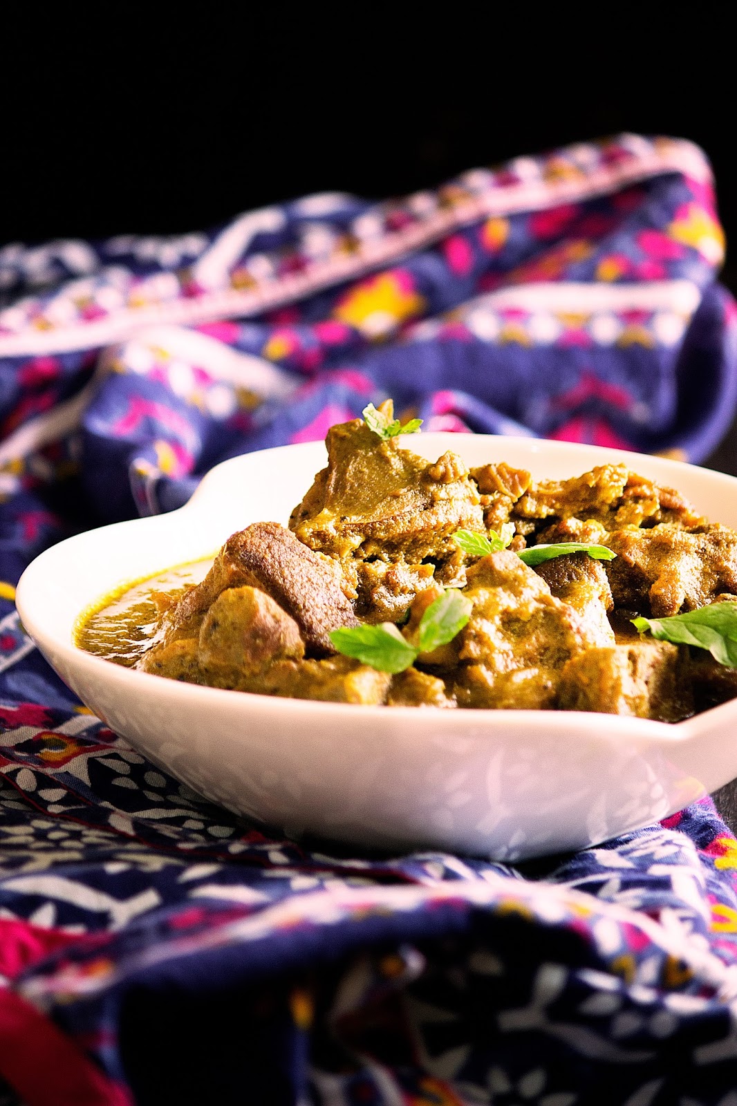Kacha Lanka Mangsho / Green Chilli Mutton Curry