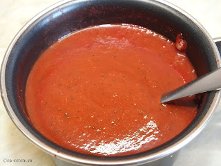 Sos tomat reteta ketchup de rosii cu bulion rosu de casa retete sosuri si dressinguri naturale gatite pe moment sau conserve pentru iarna vegan post,