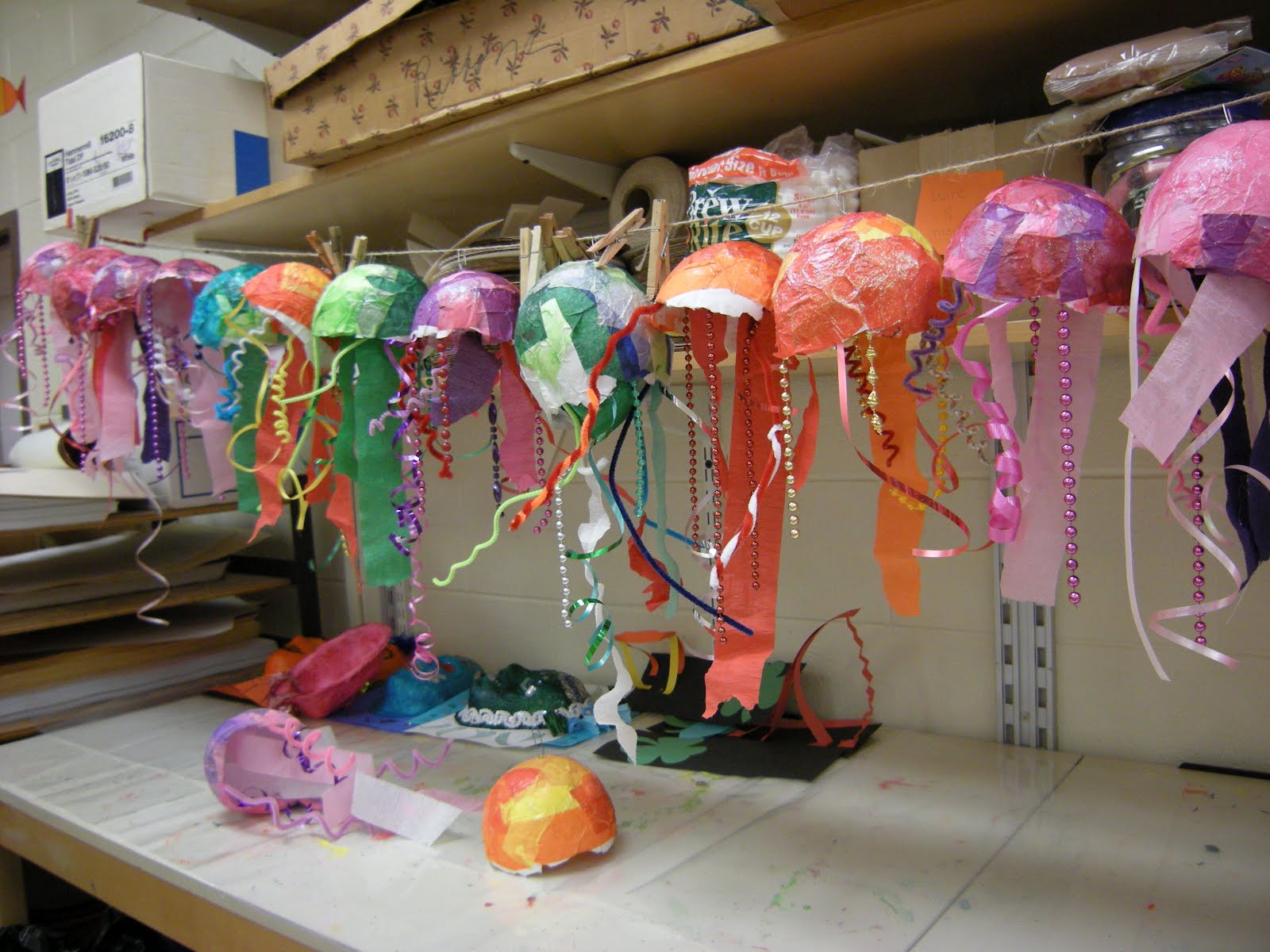 Artolazzi Papier Mache Jelly Fish