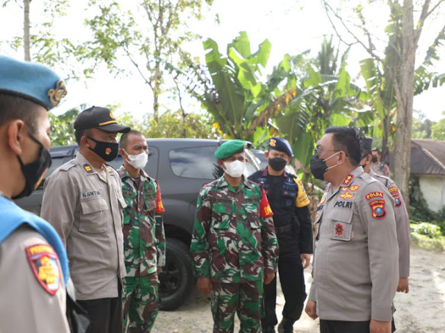 Kapolda kunker ke Taput, Anggota Polsek dan Koramil Adiankotang Dapat Penghargaan