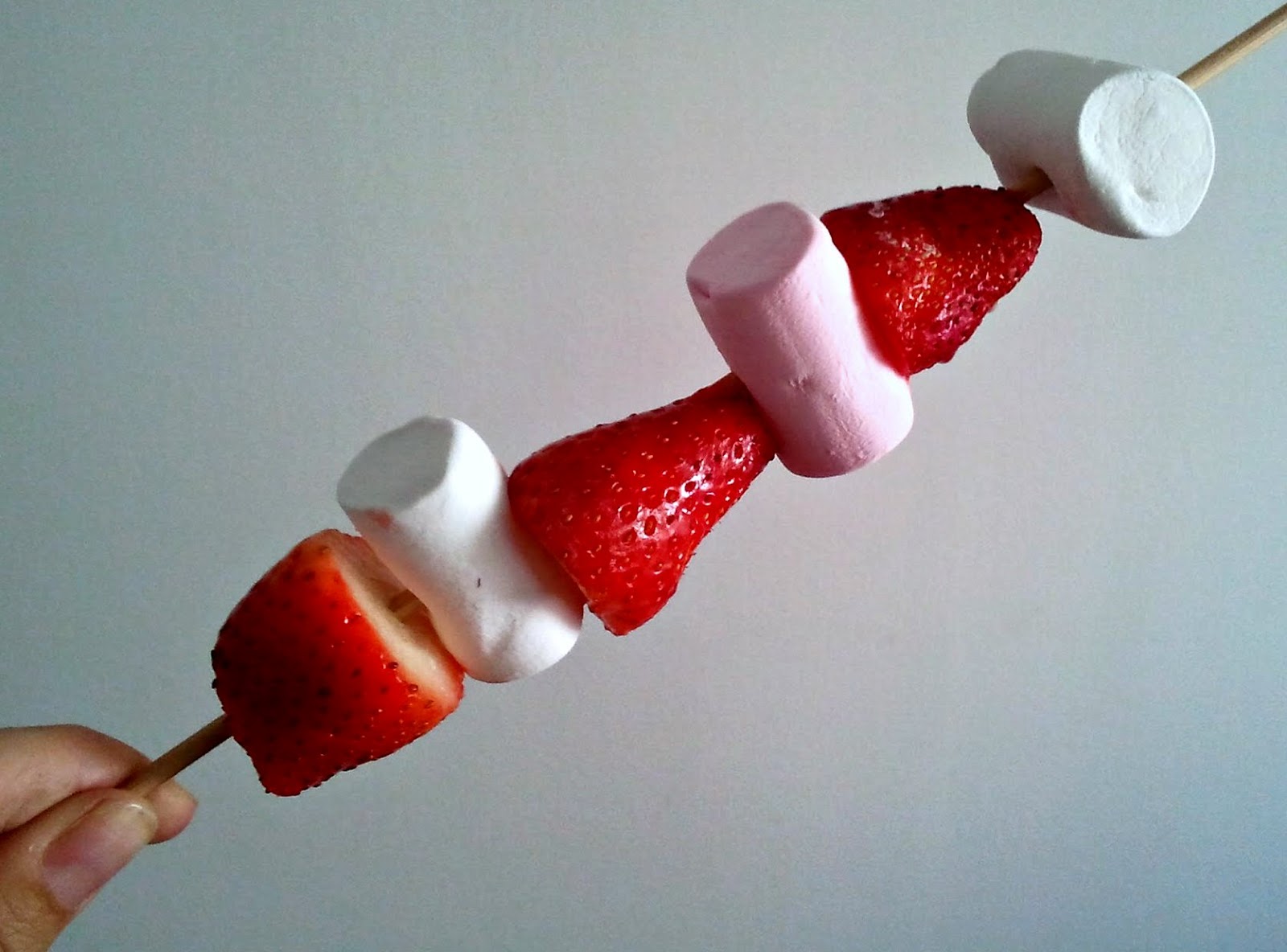 Partyhit: Erdbeer-Marshmallow-Spieße