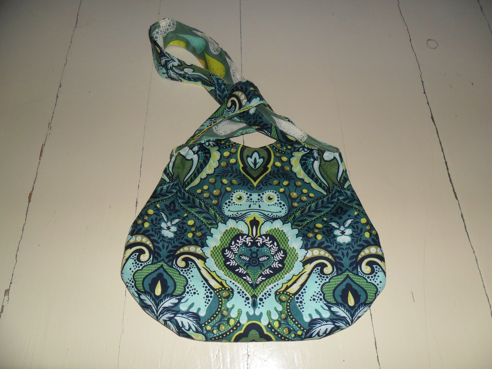 Sew Happy Katy: Reversible bag take 2 - Tula Pink - Frog prince / Dew drop