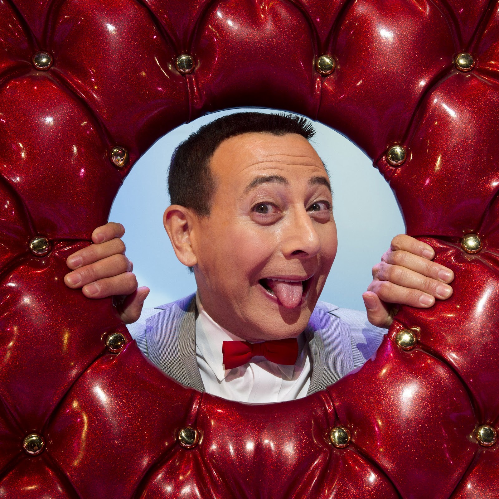 http://1.bp.blogspot.com/-W9MKX7VH_-w/T7EKXjFytdI/AAAAAAAAWGg/cg8oyhhwcMM/s1600/theater-pee-wee-hermanjpg-3876b55fe2cc47b9.jpg