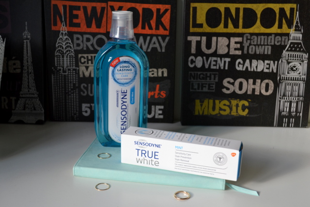 Sensodyne True White Toothpaste