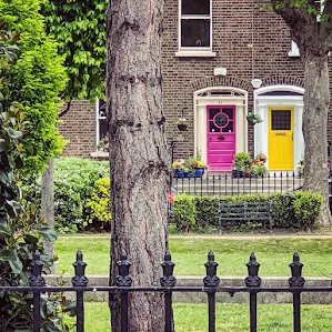Pink and yellow doors of Dublin on Pearse Square