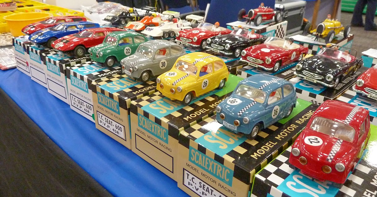 Phil's Workbench Finding a railway at the slot car show