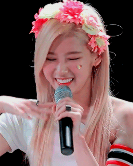 Twice Sanas popularity on male dominated sites K POP K - Flower Hairstyle Twice Sanas popularity on male dominated sites K POP K - Flower Hairstyle
