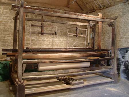 A Woodsrunner's Diary: 18th Century Home Weaving Looms.